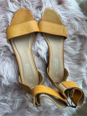 NWT George Mustard Yellow Open-Toe Ankle-Strap Sandals